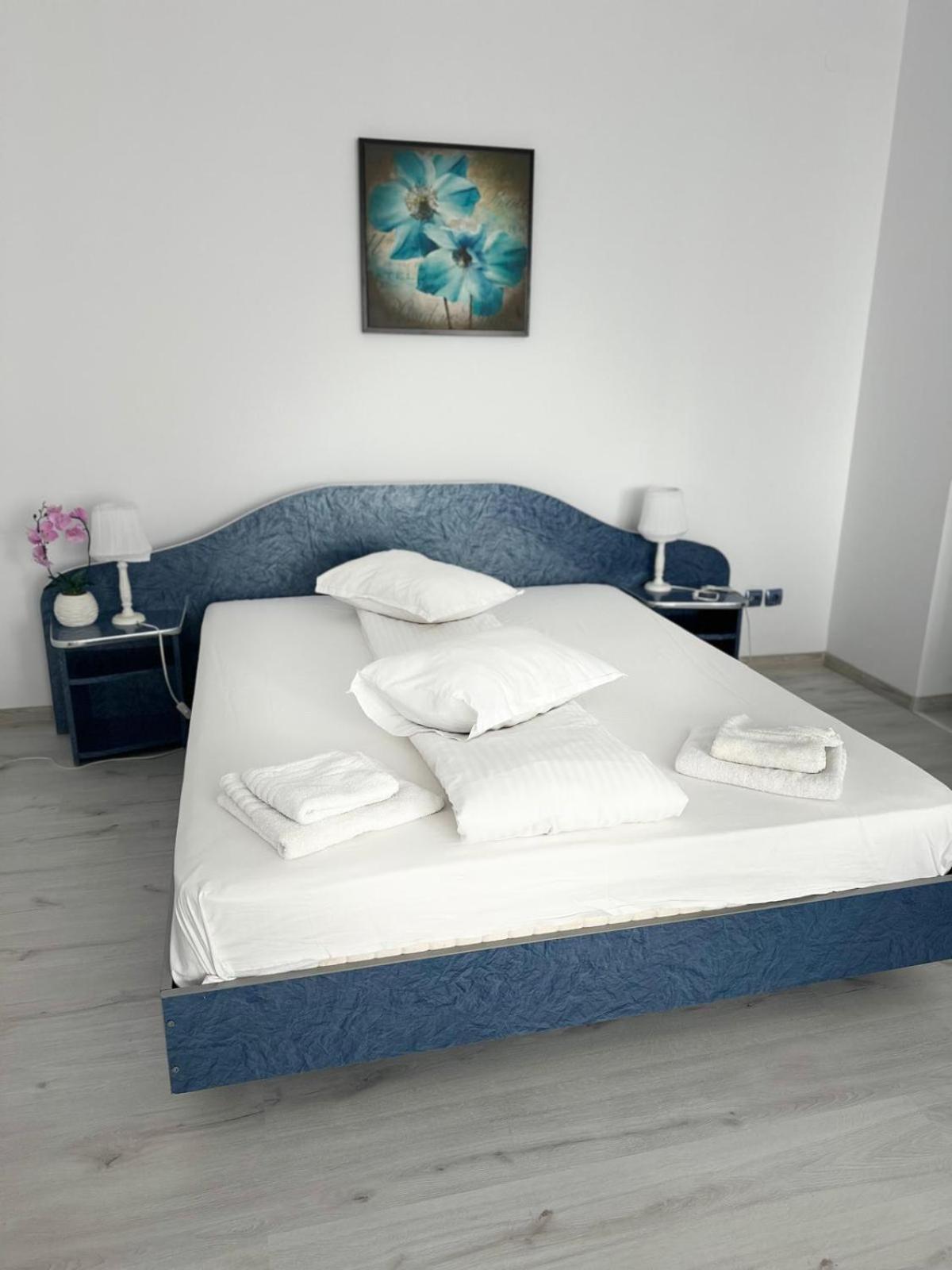 Hotel Green House Craiova Esterno foto