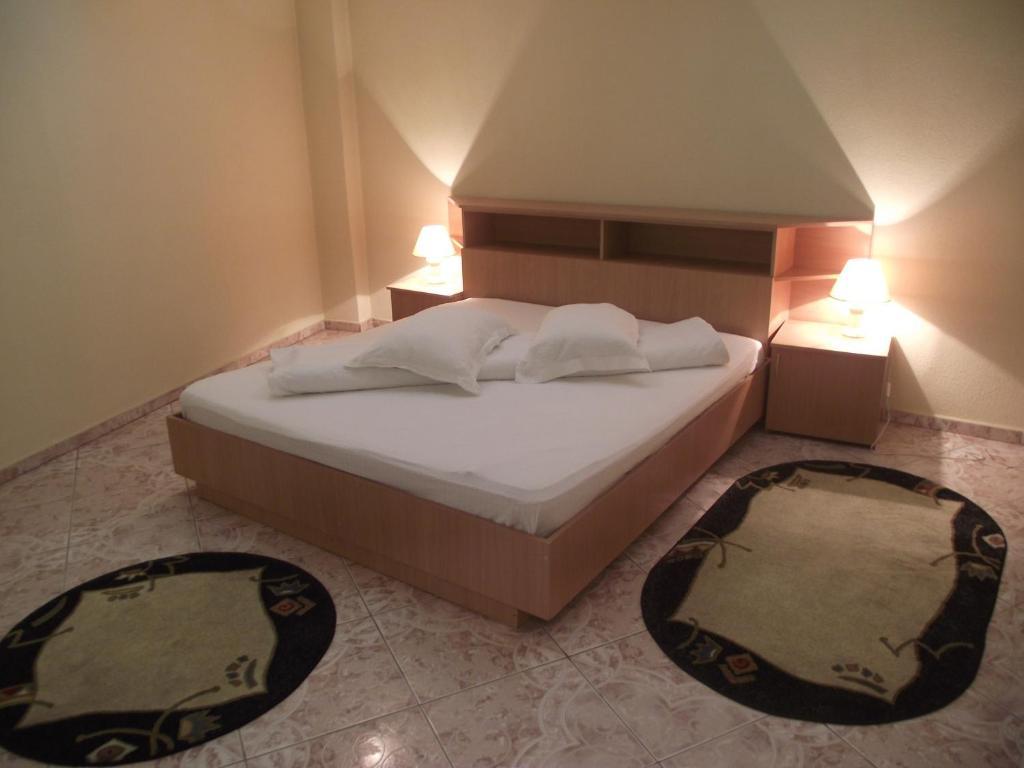 Hotel Green House Craiova Camera foto