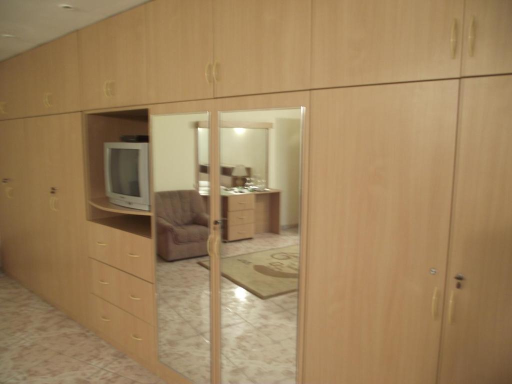Hotel Green House Craiova Esterno foto