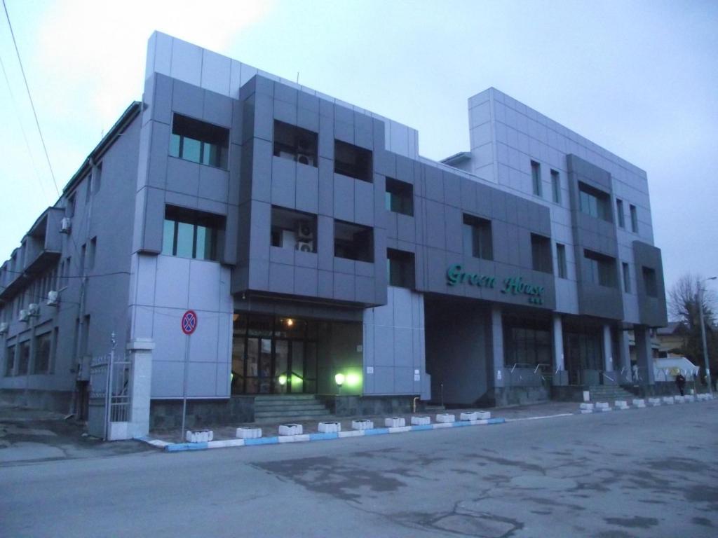 Hotel Green House Craiova Esterno foto